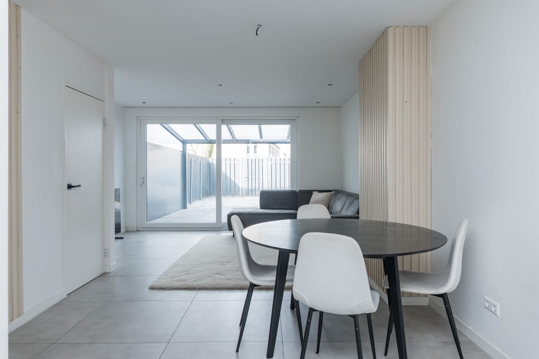 Photo 2 of Obrechtstraat 20