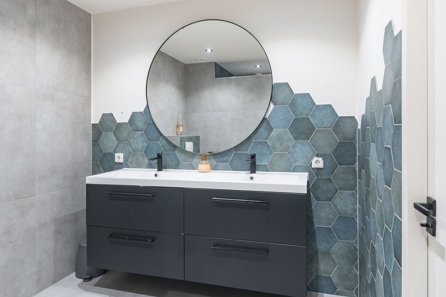 Photo 25 of Obrechtstraat 20