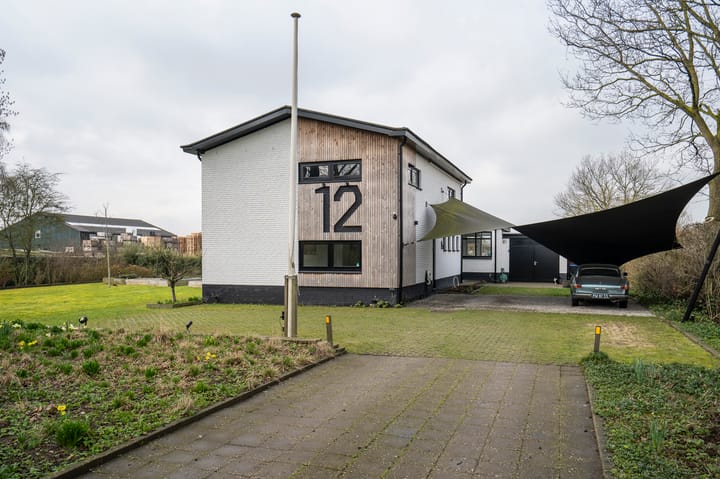 Onderweg 12