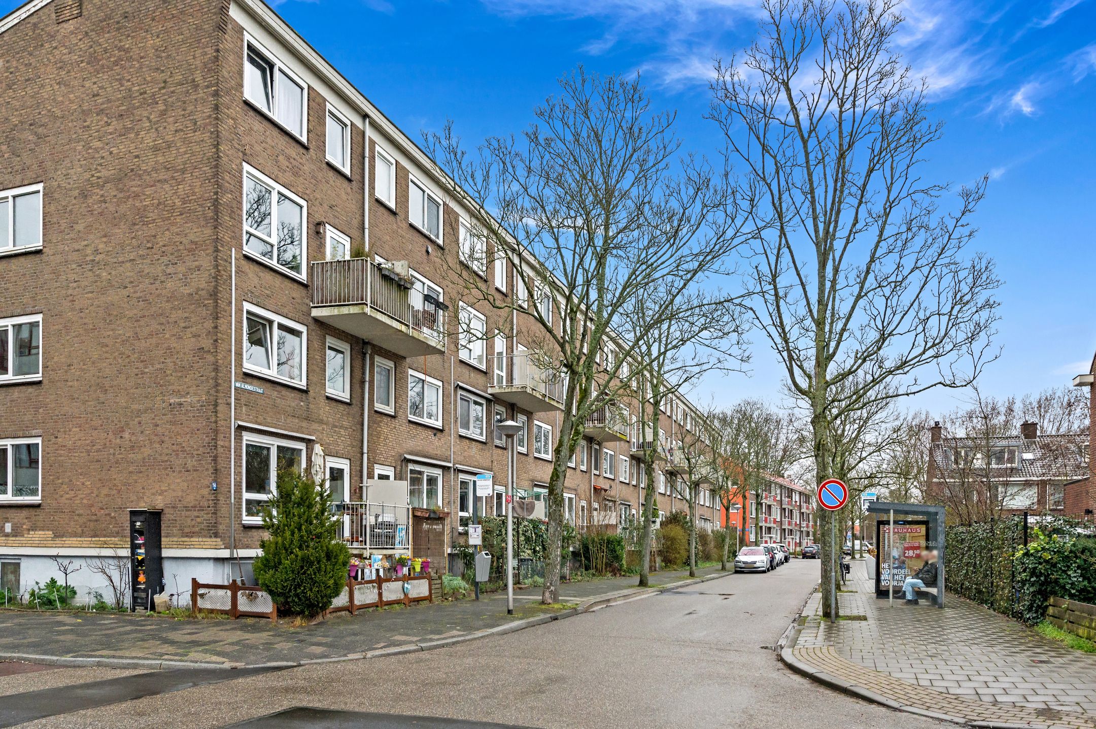 Photo 27 of Van Almondestraat 50-I