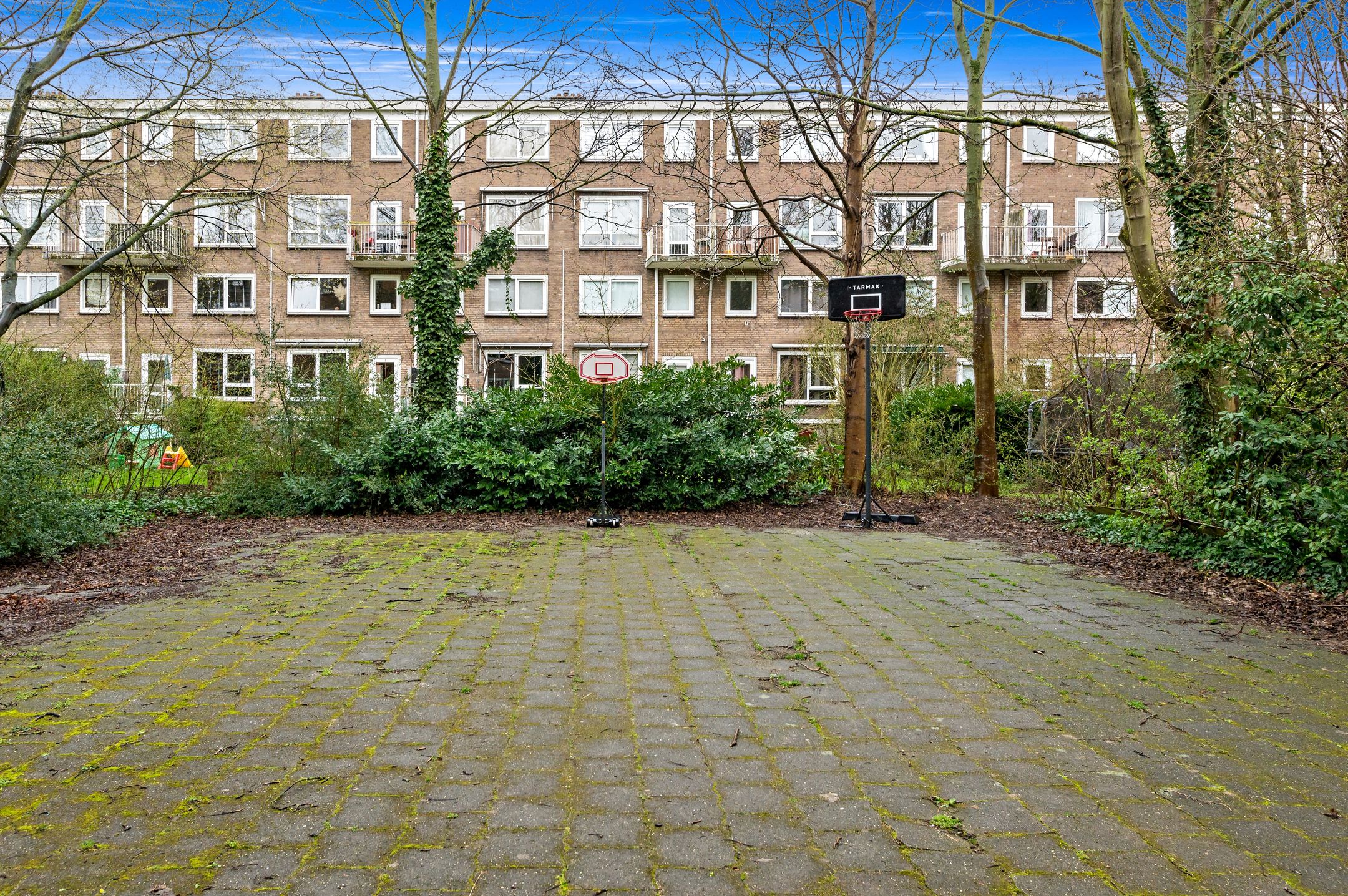 Photo 36 of Van Almondestraat 50-I
