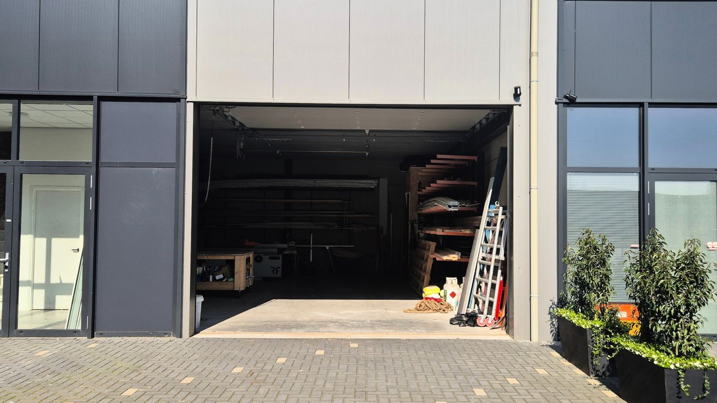 View photo 3 of Betsy van Goorstraat 14