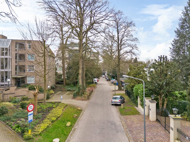 Foto 2 van Tromplaan 16