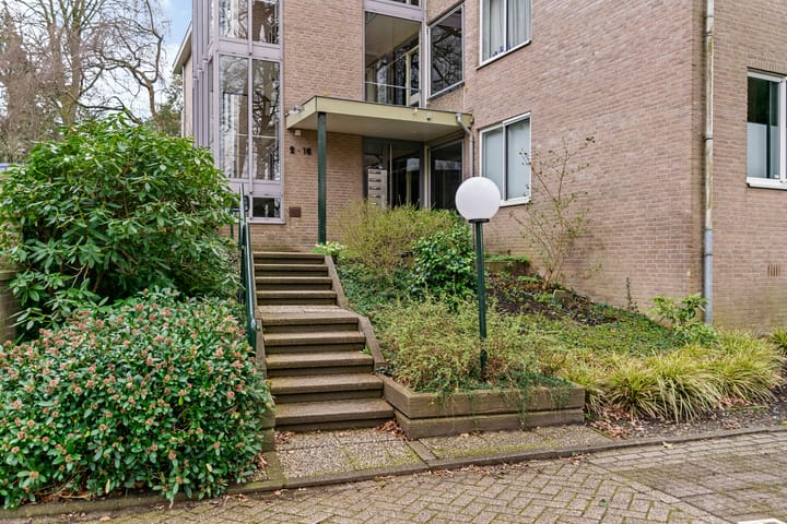 Foto 4 van Tromplaan 16