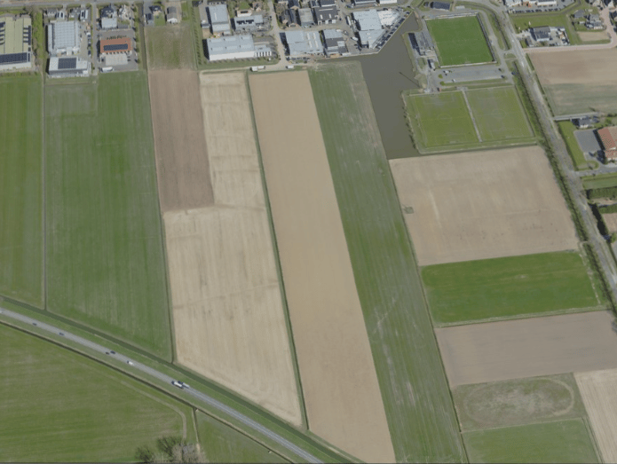 Bekijk foto 2 van Cultuurgrond Veensesteeg