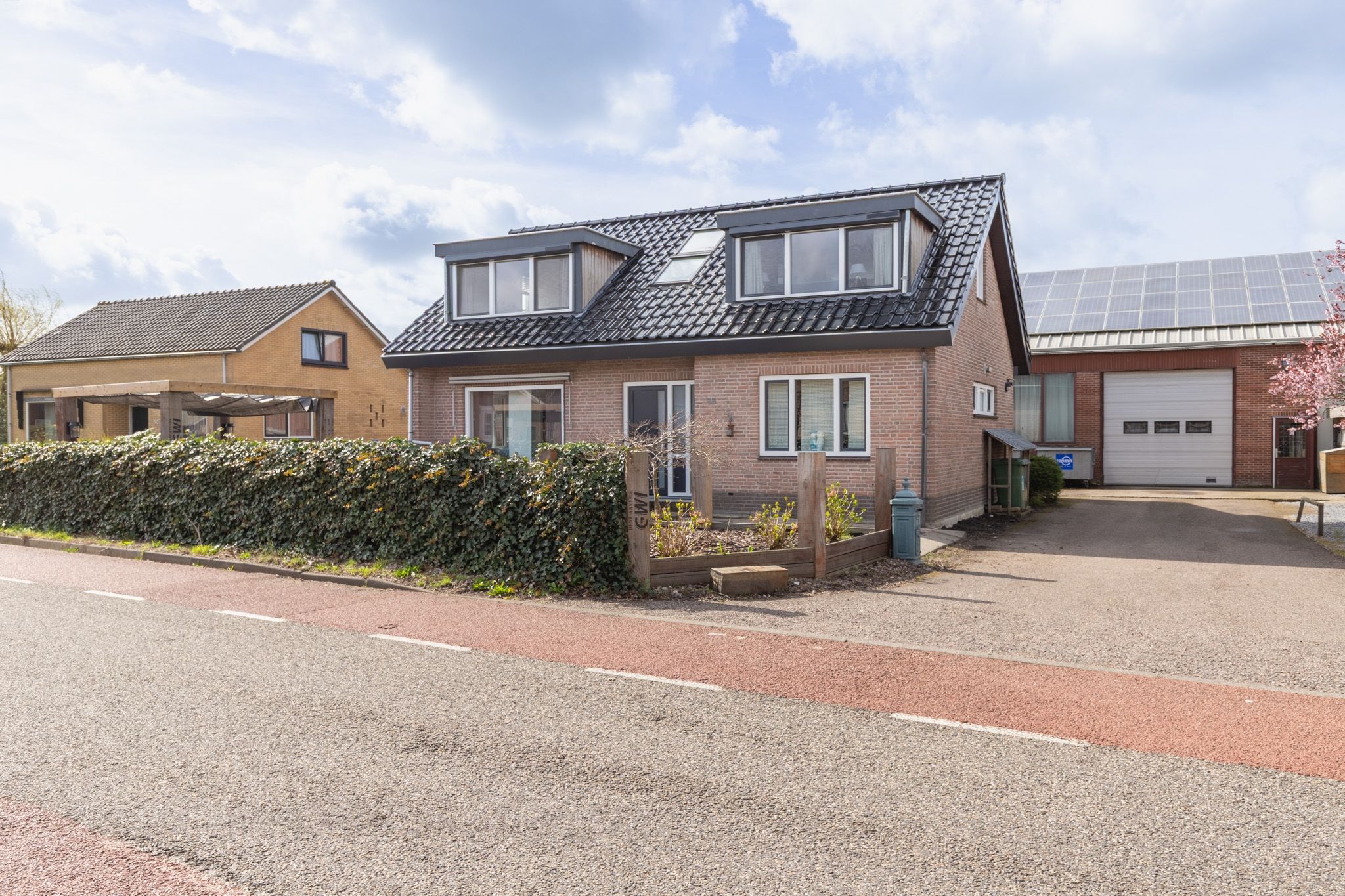 Buying a house in The Netherlands., Floraweg 88