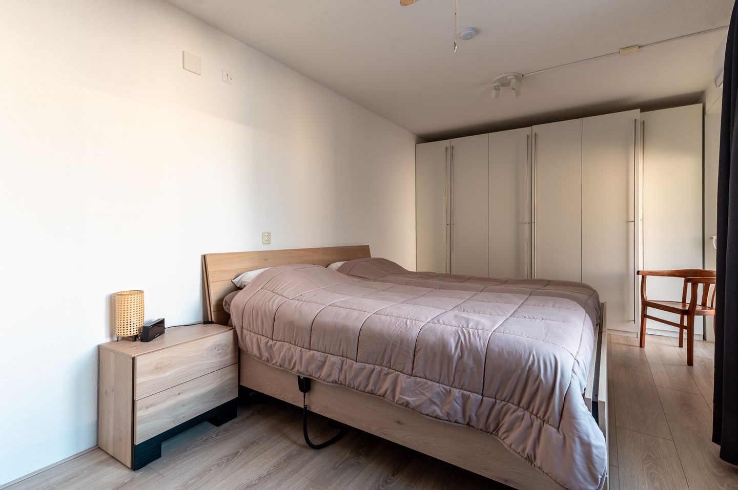 Semi-bungalow with Ground Floor Bedroom and Bathroom and Solar Panels — 18
