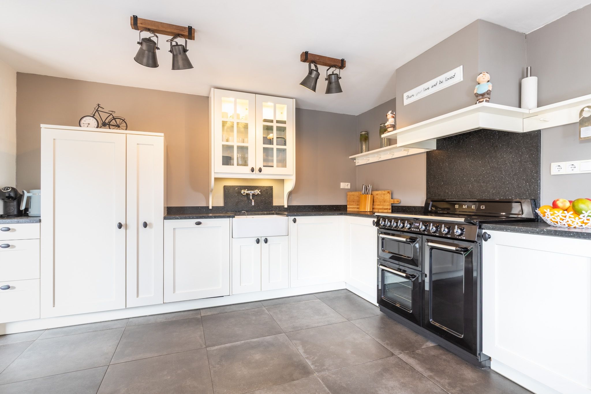 Foto 15 van Floraweg 88