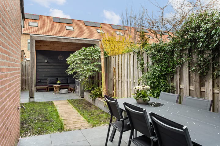 Foto 3 van Wijnbesstraat 6