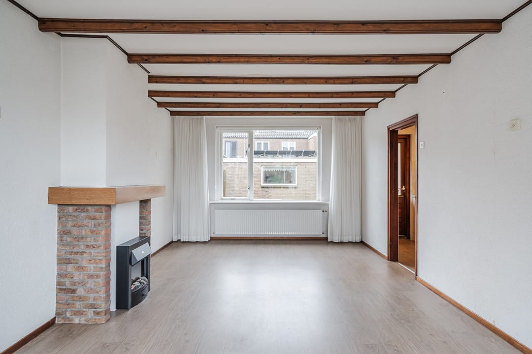 Photo 16 of Julianaweg 40