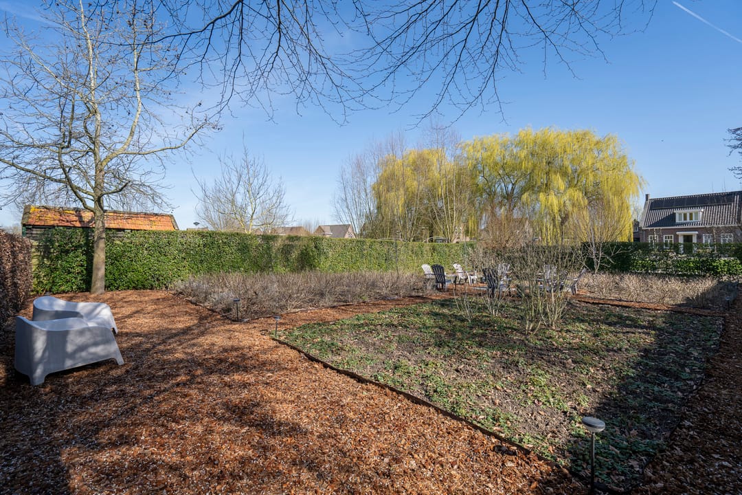 Spacious detached villa with swimming pool and multifunctional annexe in Geldermalsen — 53
