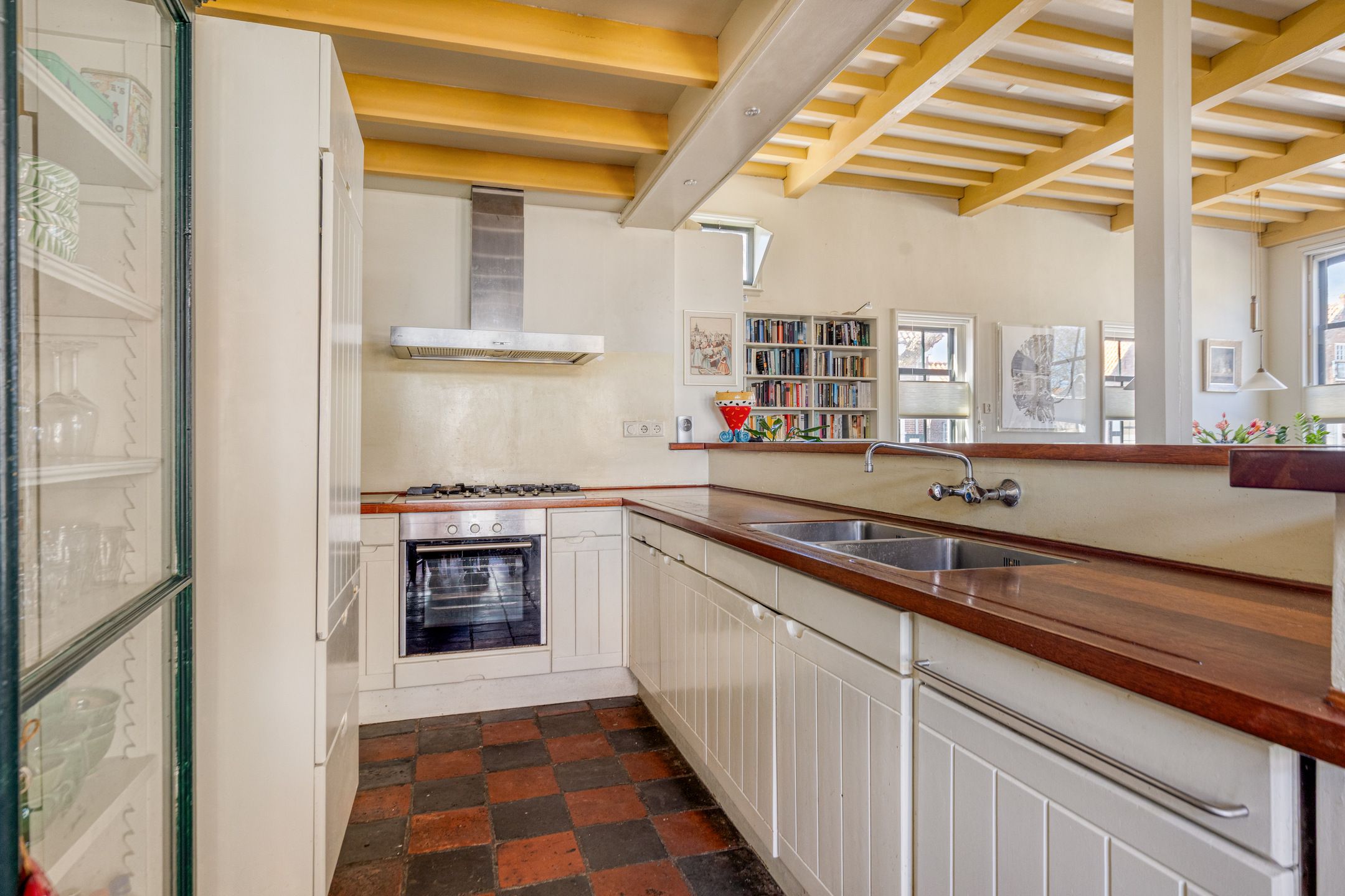 Foto 15 van Kerkplein 30