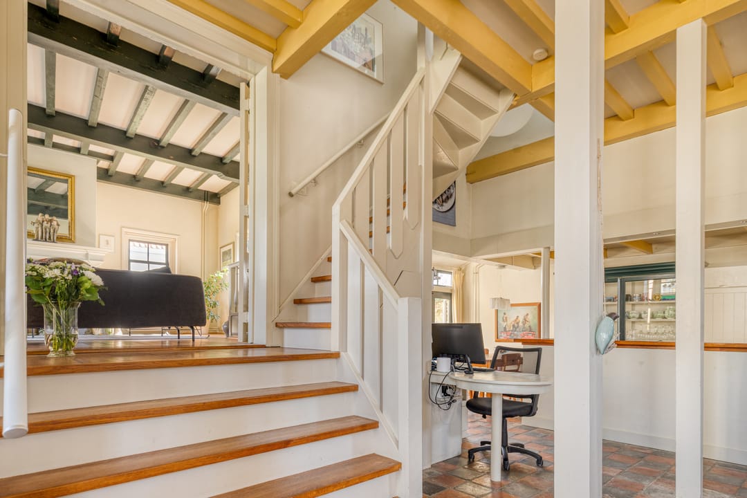 Foto 16 van Kerkplein 30