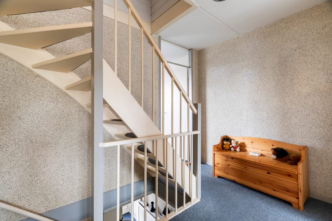 Photo 28 of Punter 75