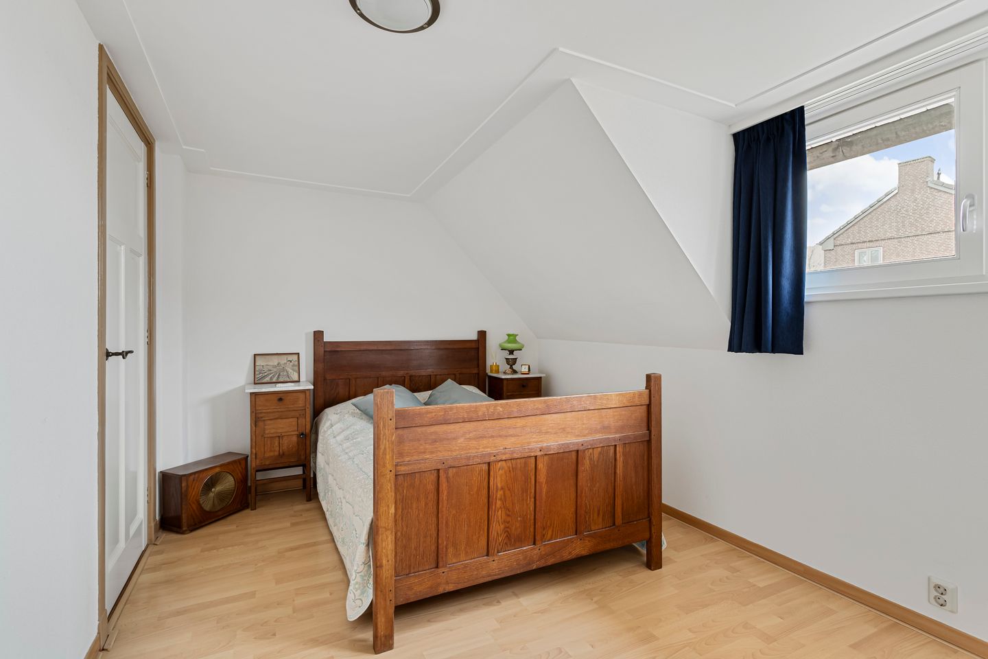 Spacious semi-detached house with large garage and sunny garden located in Breda — 20