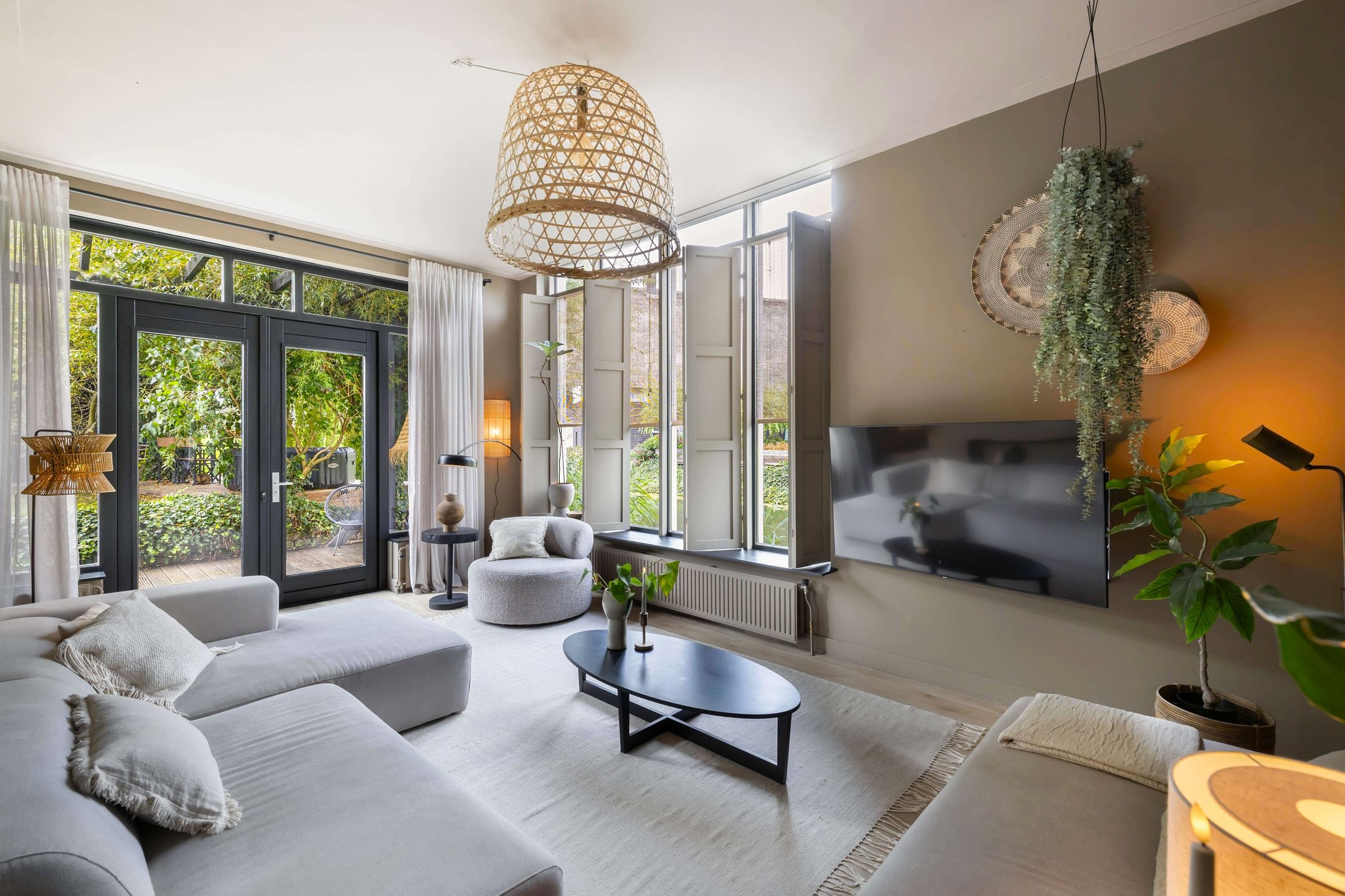 Photo 12 of Galjoen 15 9