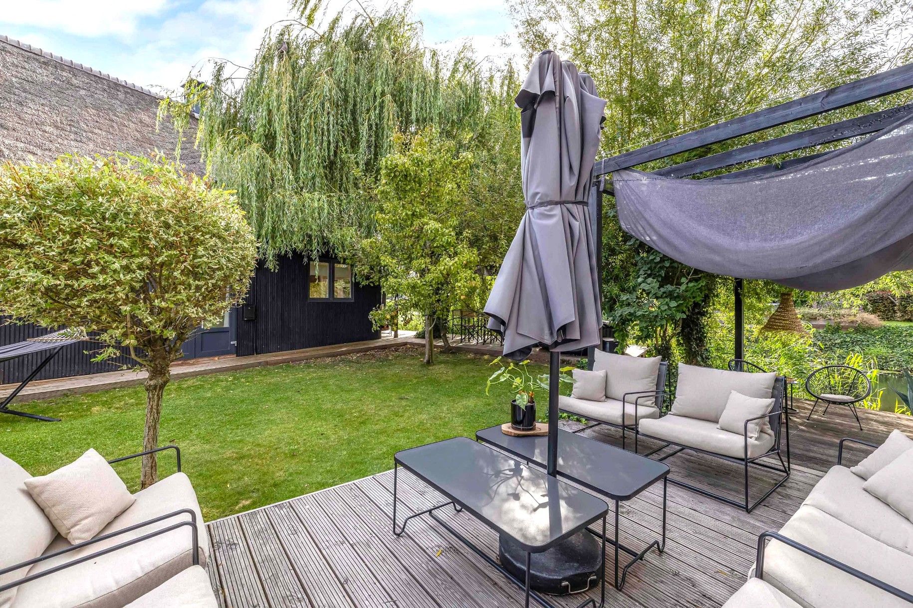 Photo 27 of Galjoen 15 9