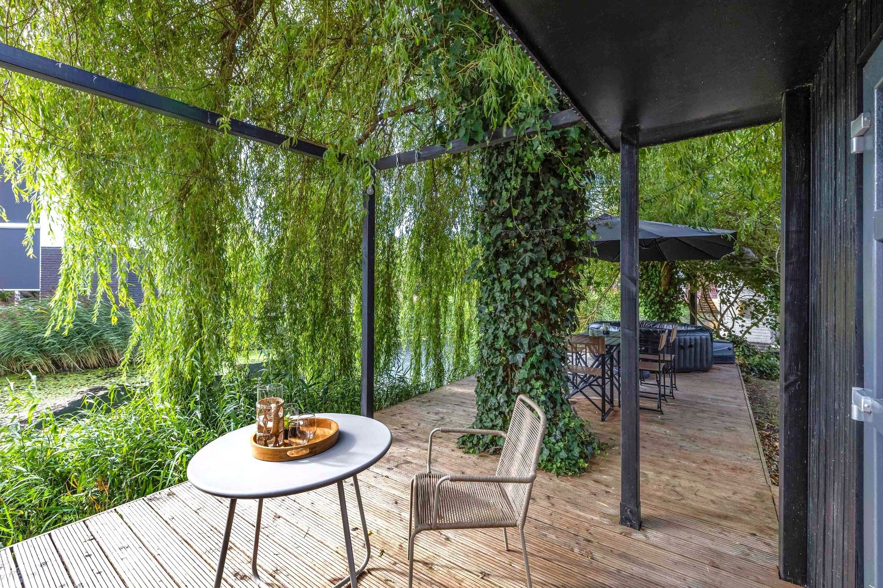 Photo 33 of Galjoen 15 9