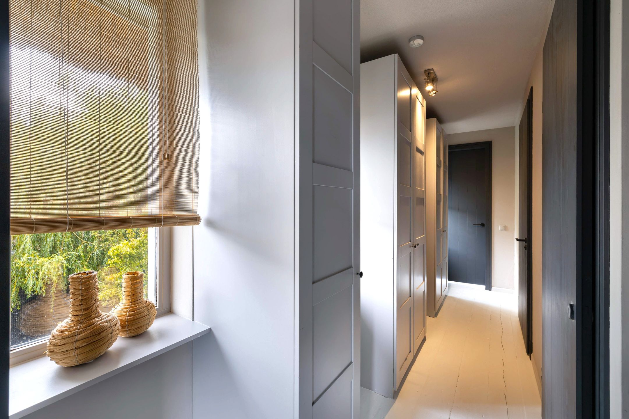 Photo 42 of Galjoen 15 9