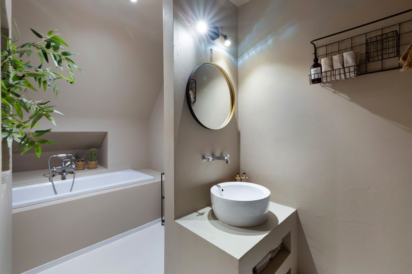 Photo 50 of Galjoen 15 9