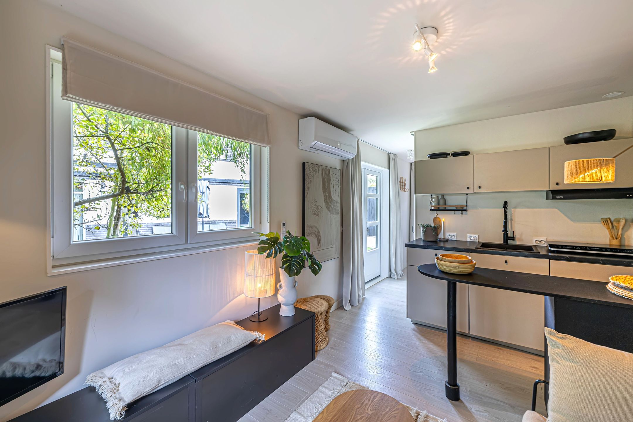 Photo 60 of Galjoen 15 9