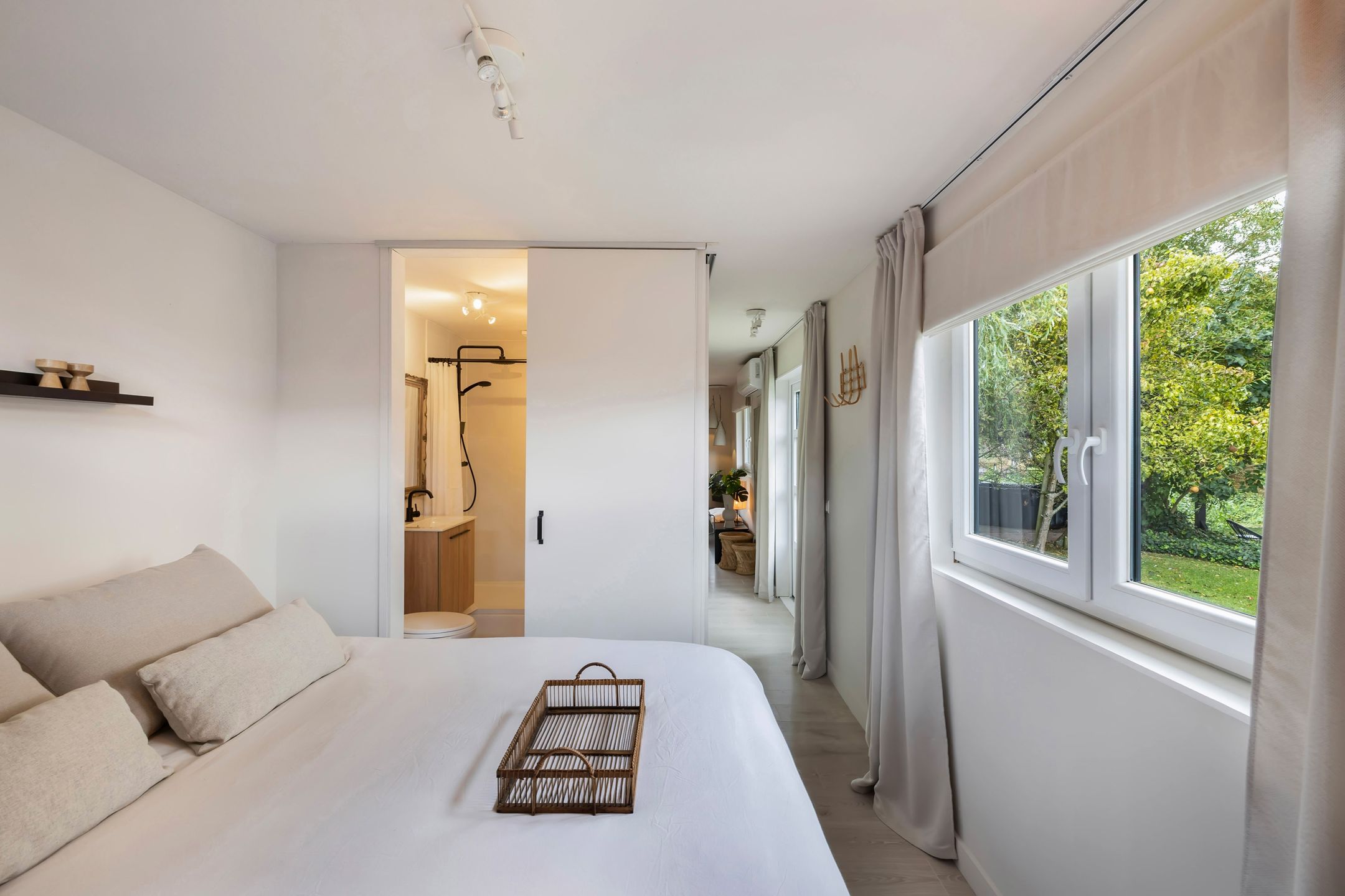 Photo 63 of Galjoen 15 9