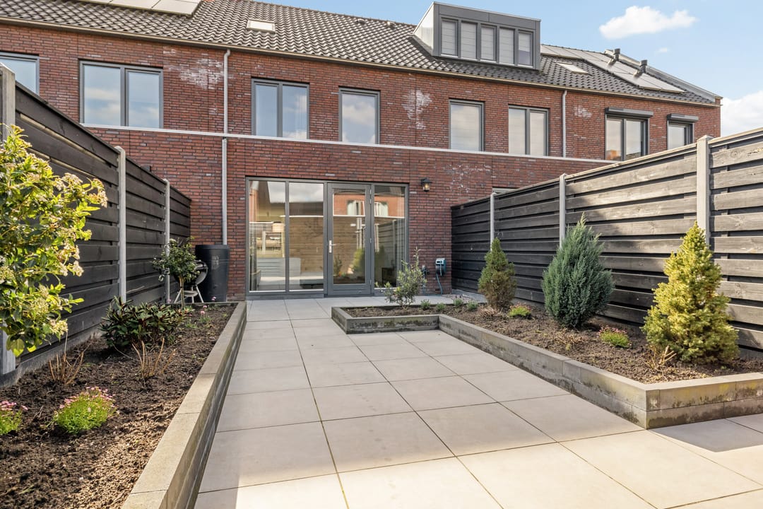 Luxurious Turnkey Terraced House with A++++ Energy Label — 32