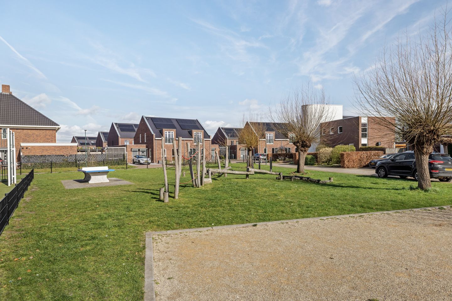 Luxurious Turnkey Terraced House with A++++ Energy Label — 35