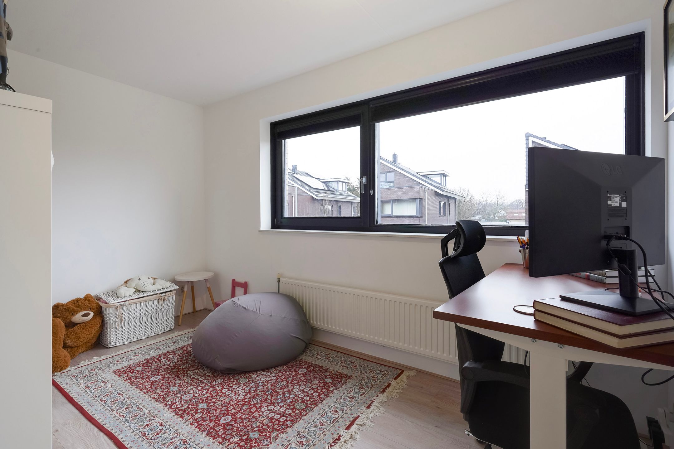 Luxury Semi-Detached Villa with 5 Bedrooms and 3 Bathrooms in Leidschenveen — 47