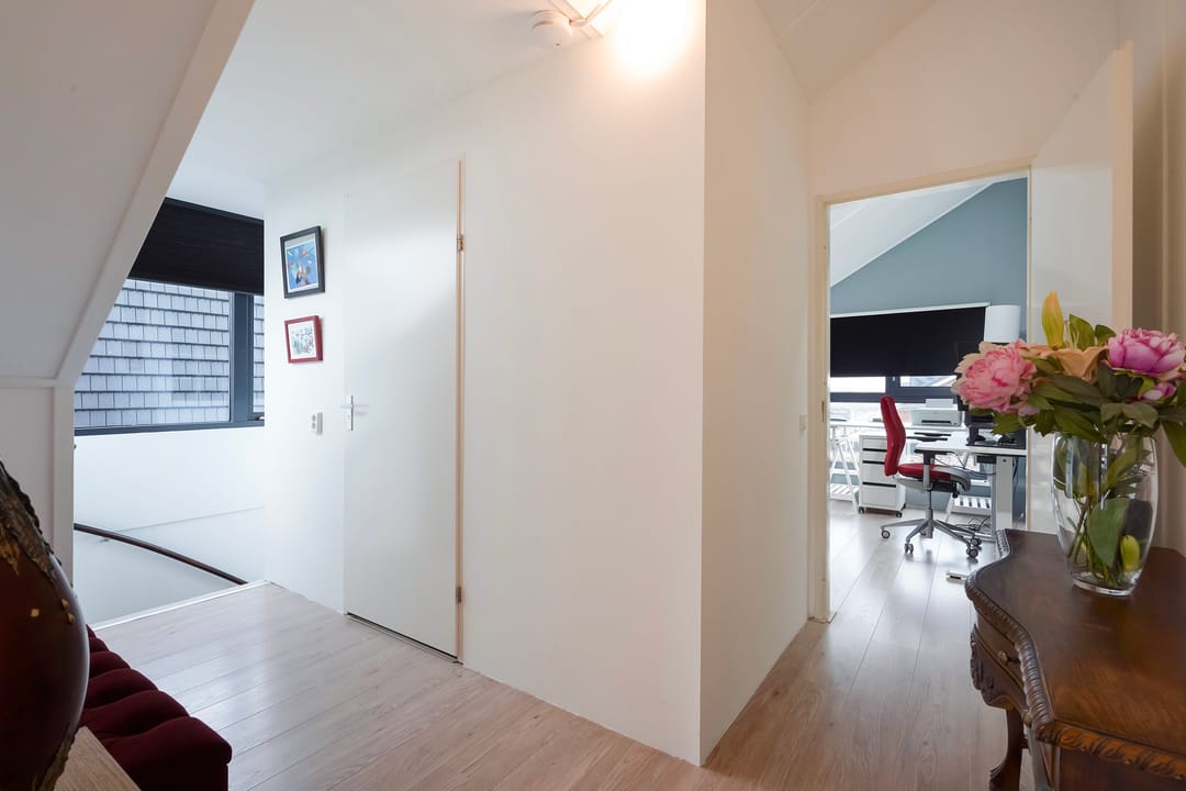 Luxury Semi-Detached Villa with 5 Bedrooms and 3 Bathrooms in Leidschenveen — 52