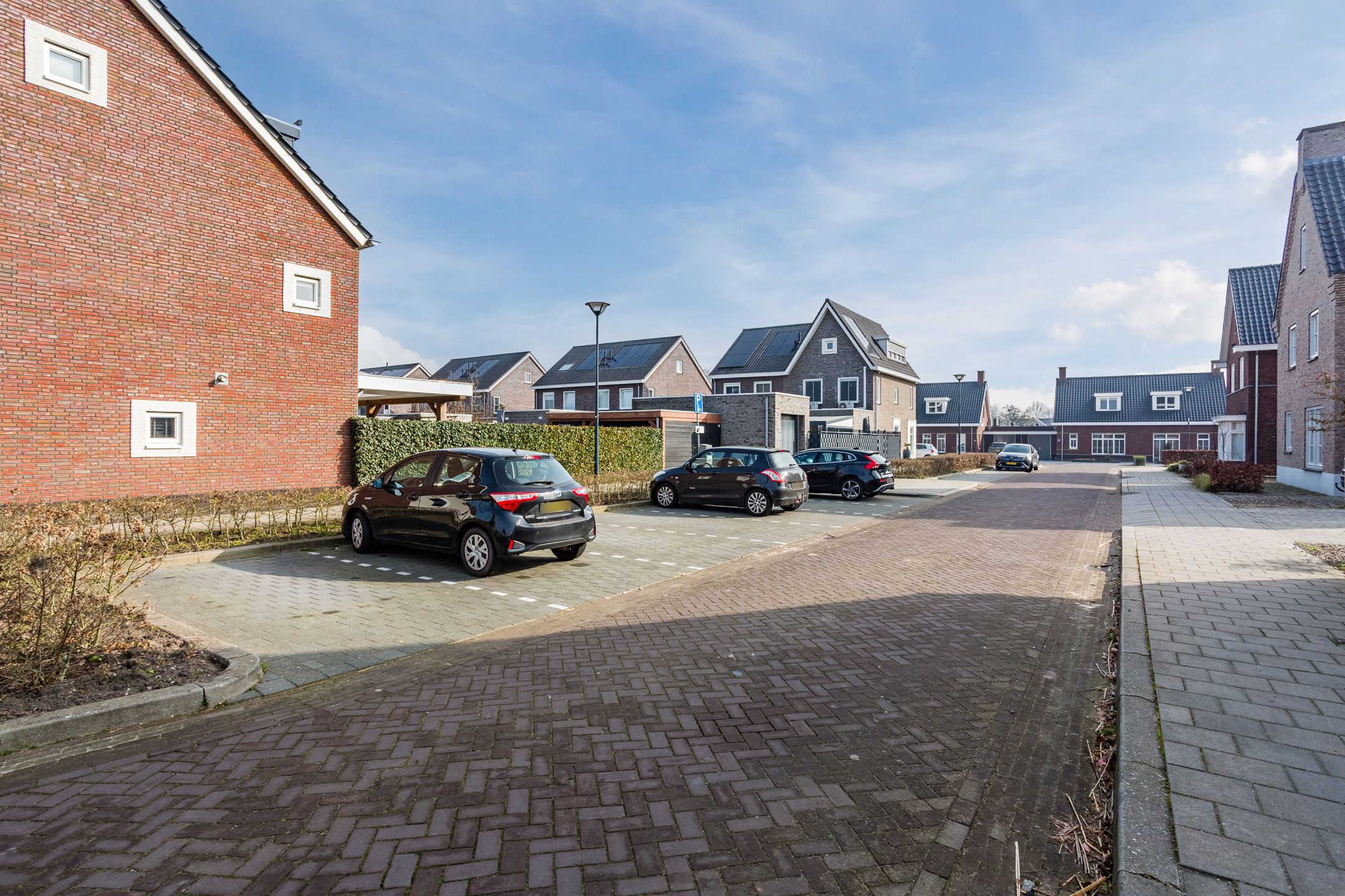 Photo 45 of Handboogstraat 8