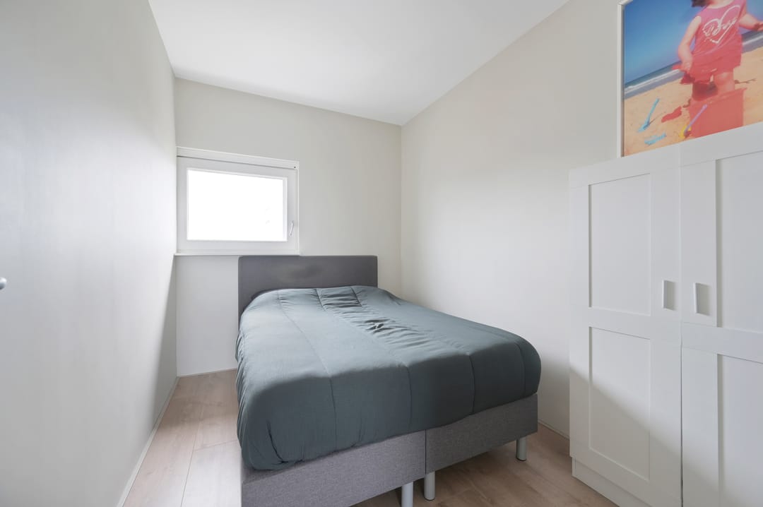 Spacious semi-detached house with lake view and six bedrooms — 47