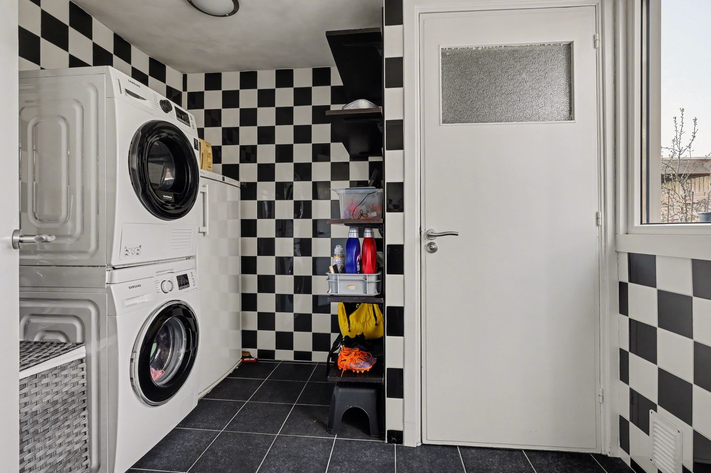 Photo 19 of Lovensestraat 51