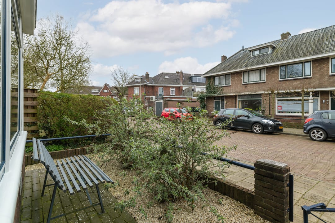 Photo 43 of Bouwerstraat 4