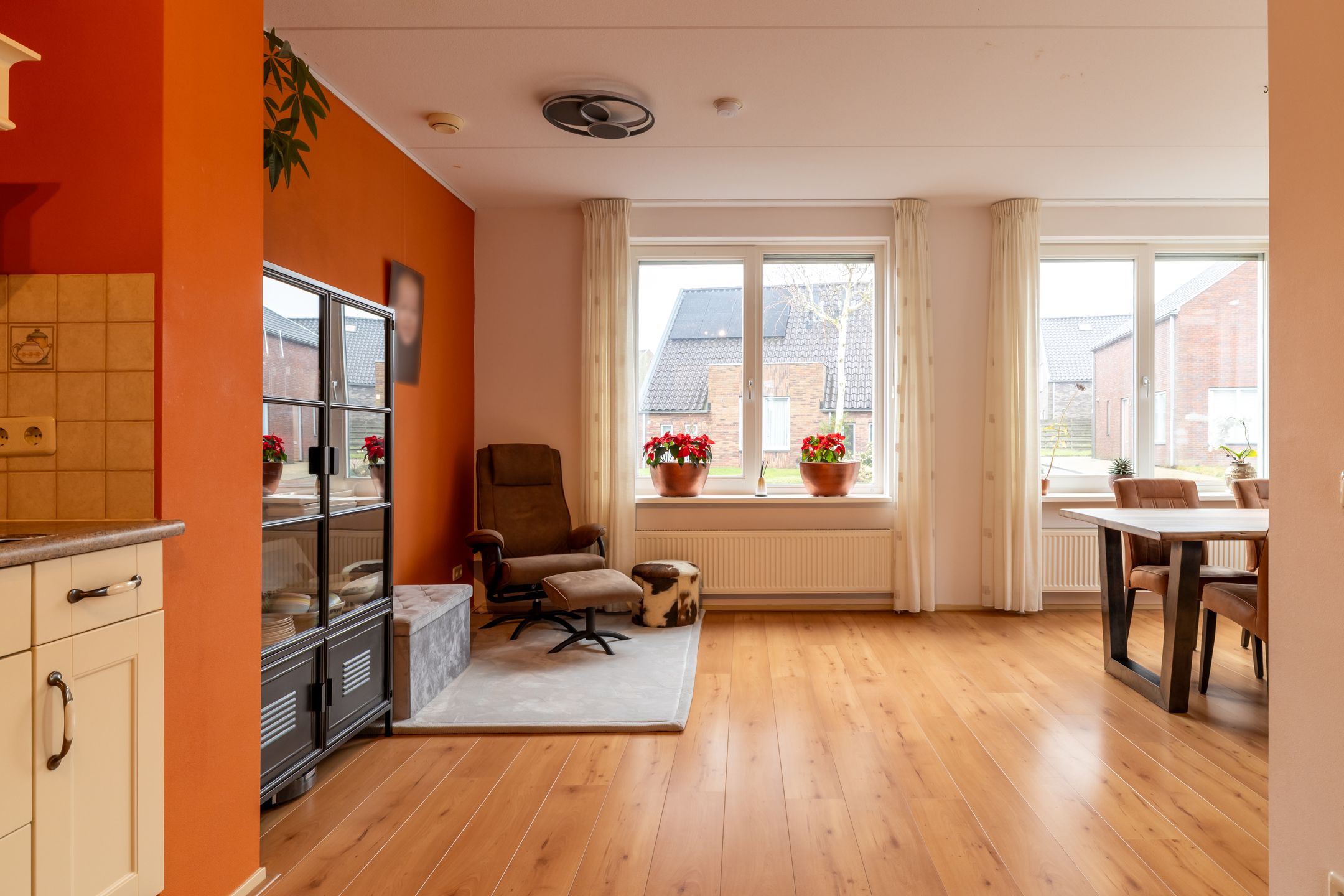 Photo 9 of Douwe van Epemastraat 7