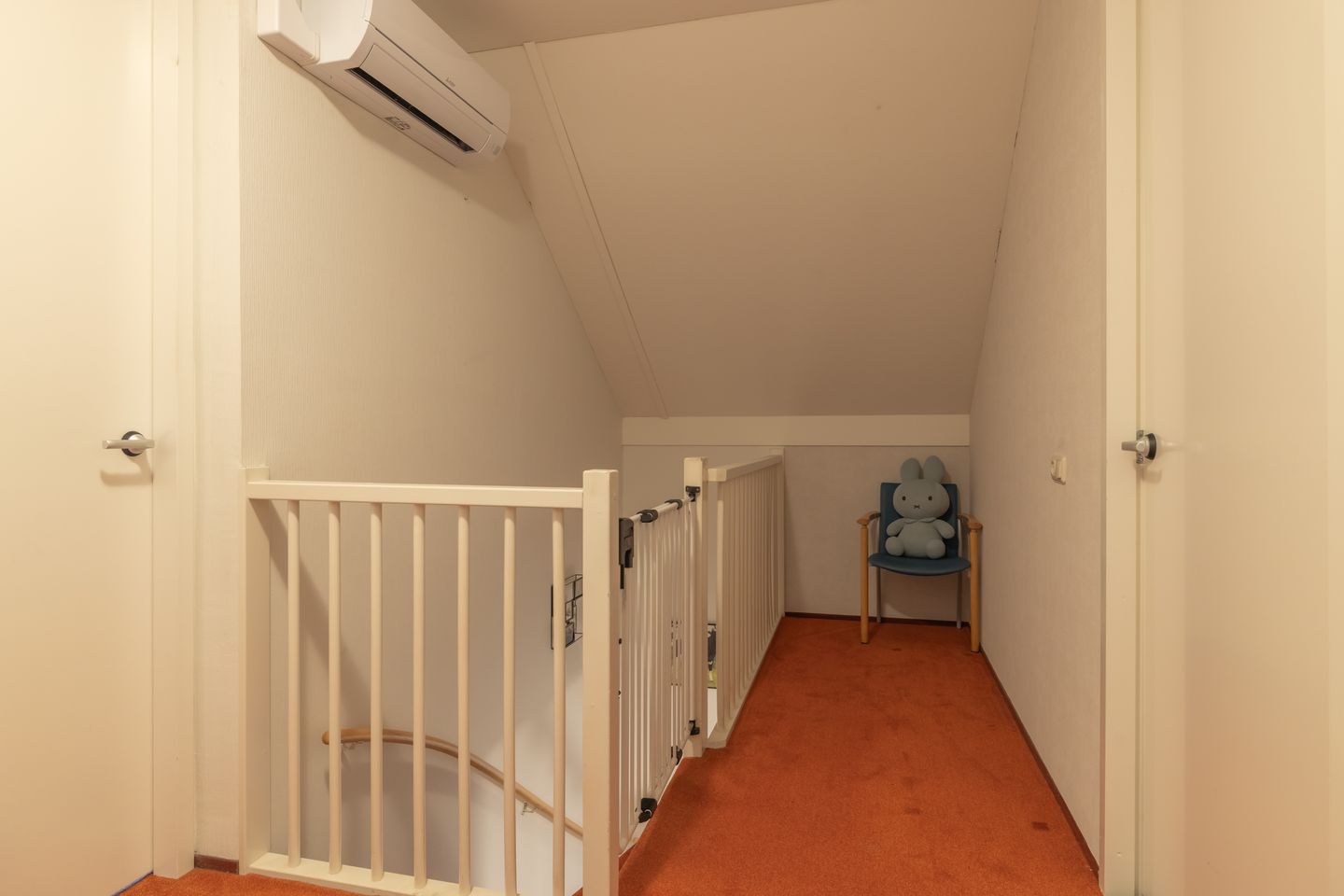 Photo 19 of Douwe van Epemastraat 7