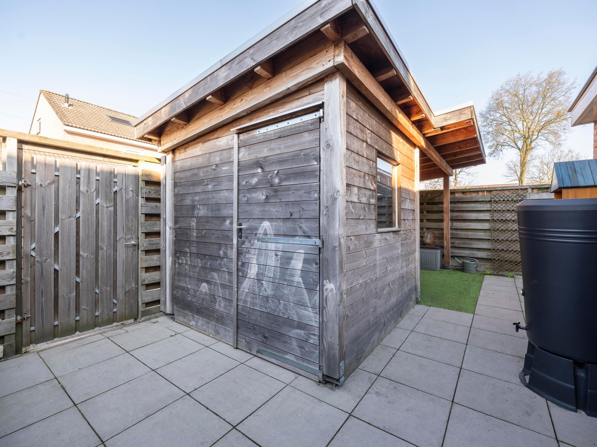 Photo 39 of Moezel 45