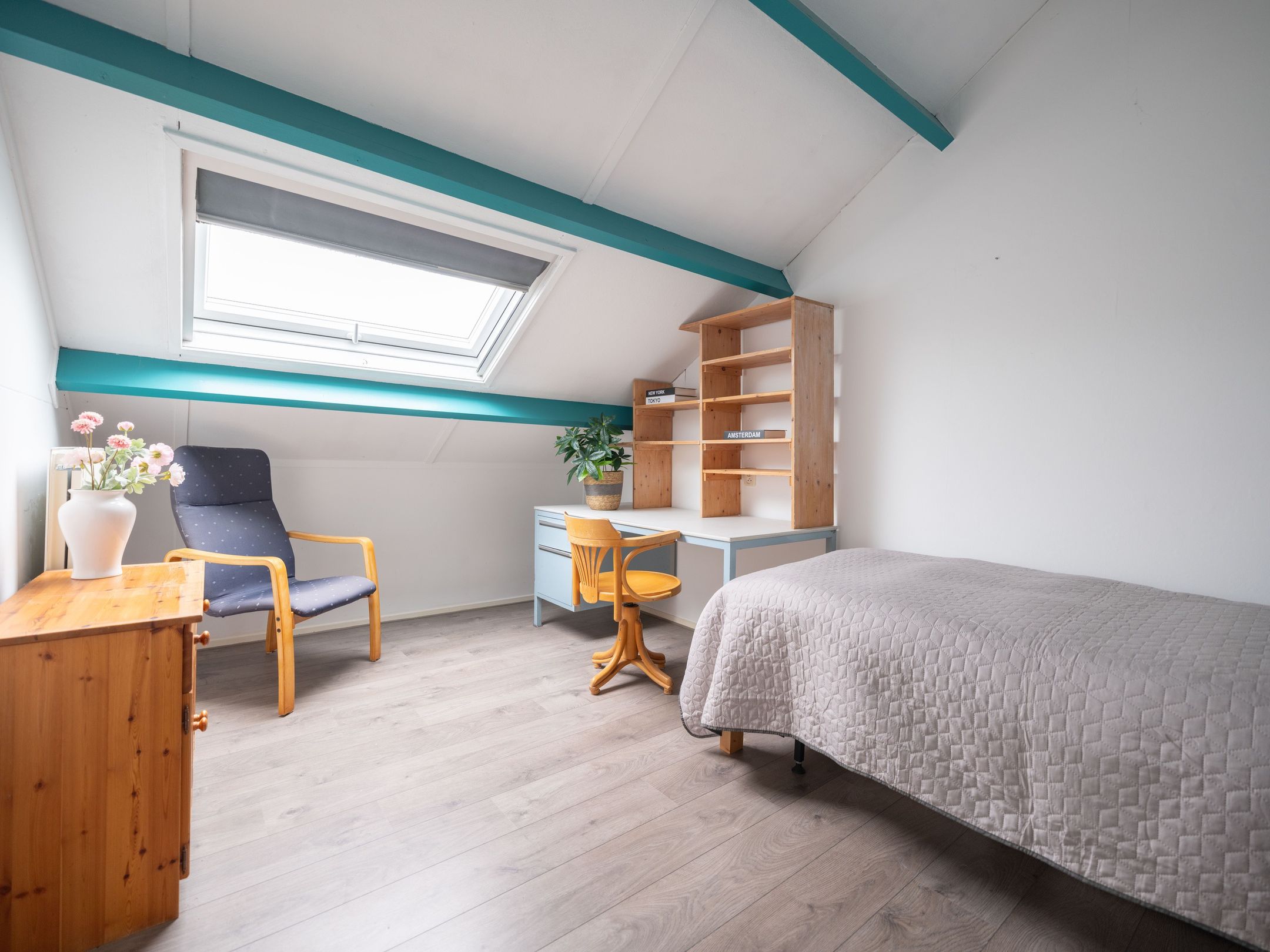 Photo 33 of Moezel 45