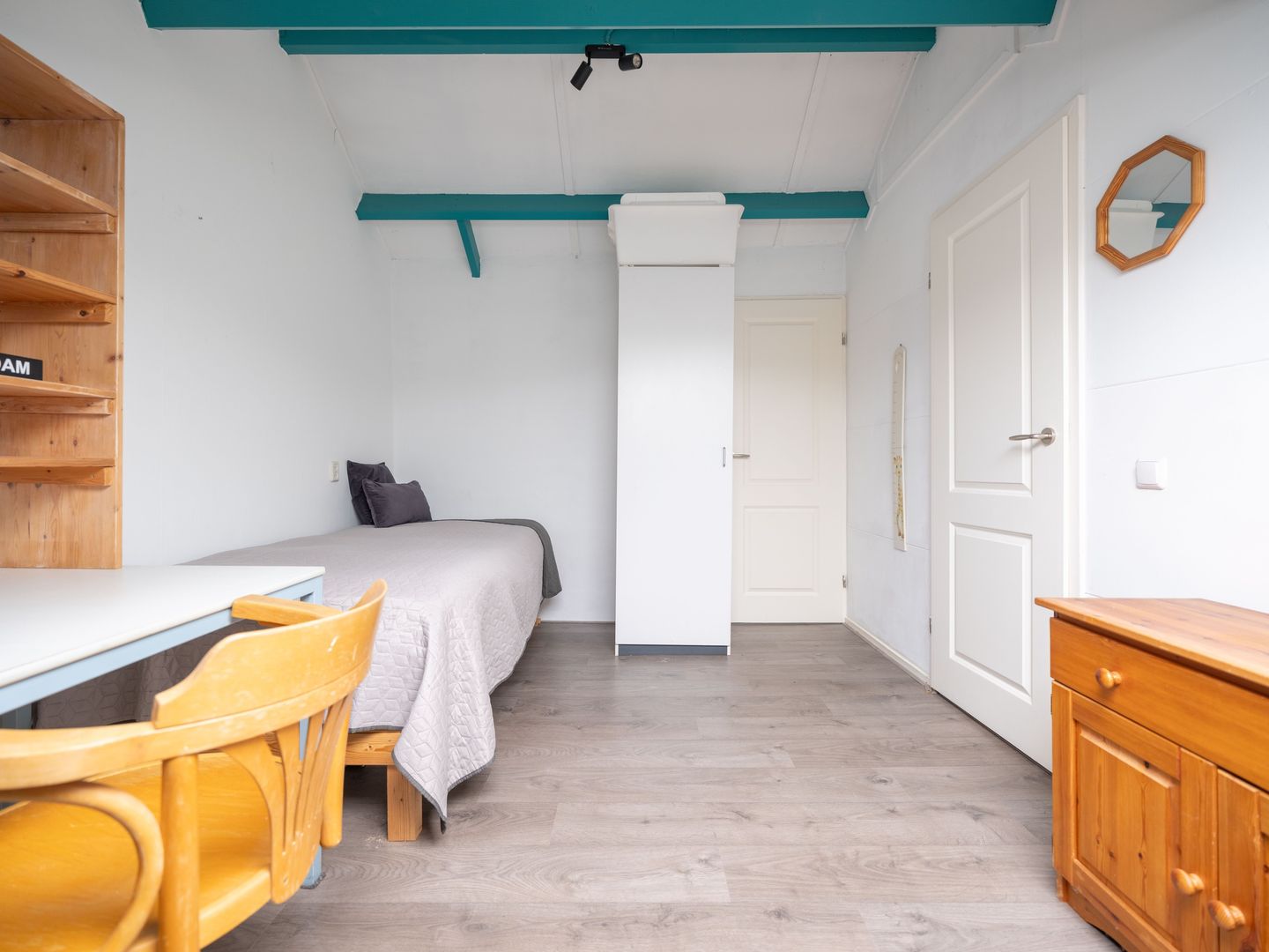 Photo 34 of Moezel 45