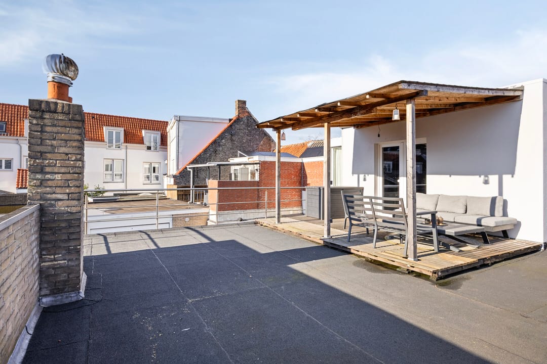 Spacious city home with sunny roof terrace in the center of Bergen op Zoom — 26