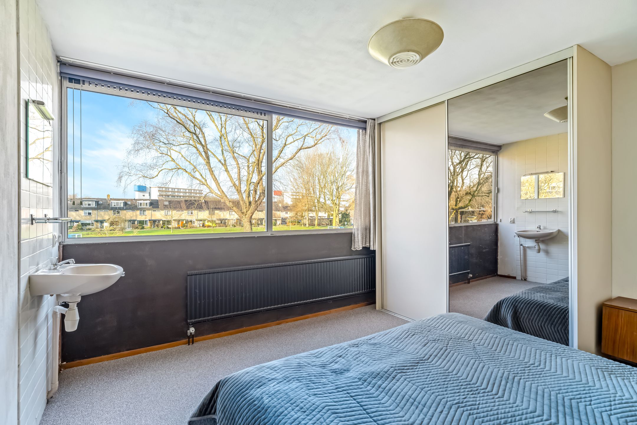 Spacious Family Home with Four Bedrooms in Amersfoort Schothorst — 17