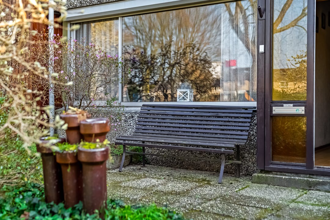 Spacious Family Home with Four Bedrooms in Amersfoort Schothorst — 35
