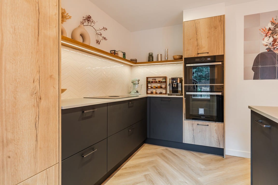 Modern Renovated End House with Wellness and Solar Panels in Bergen op Zoom — 12