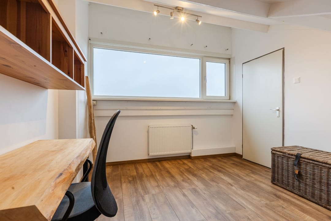 Modern Renovated End House with Wellness and Solar Panels in Bergen op Zoom — 32