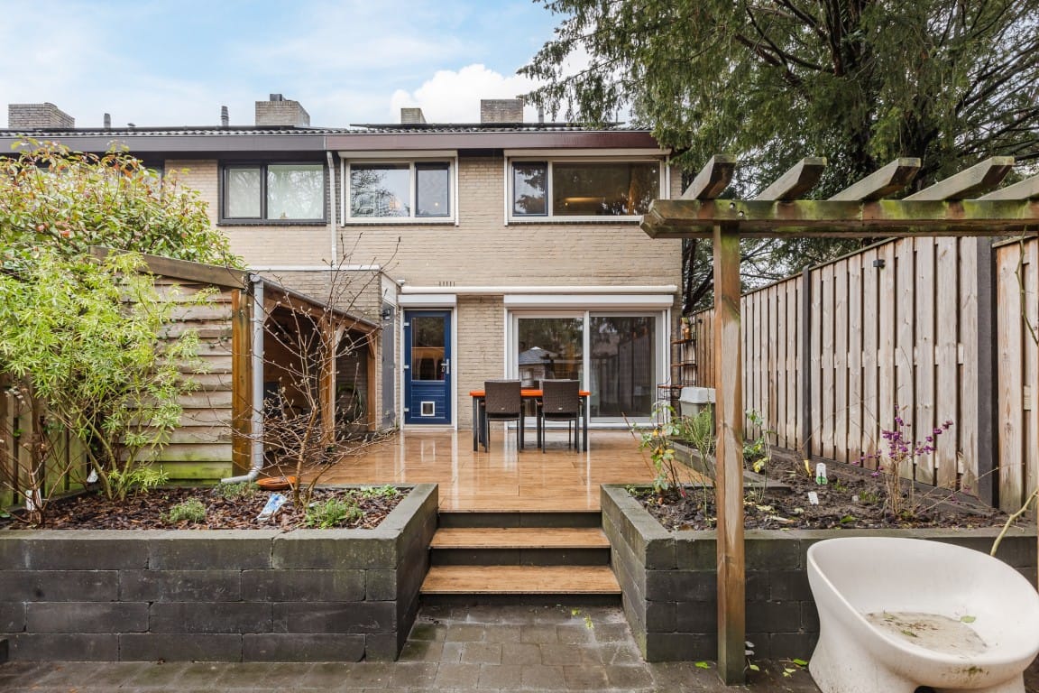 Modern Renovated End House with Wellness and Solar Panels in Bergen op Zoom — 35