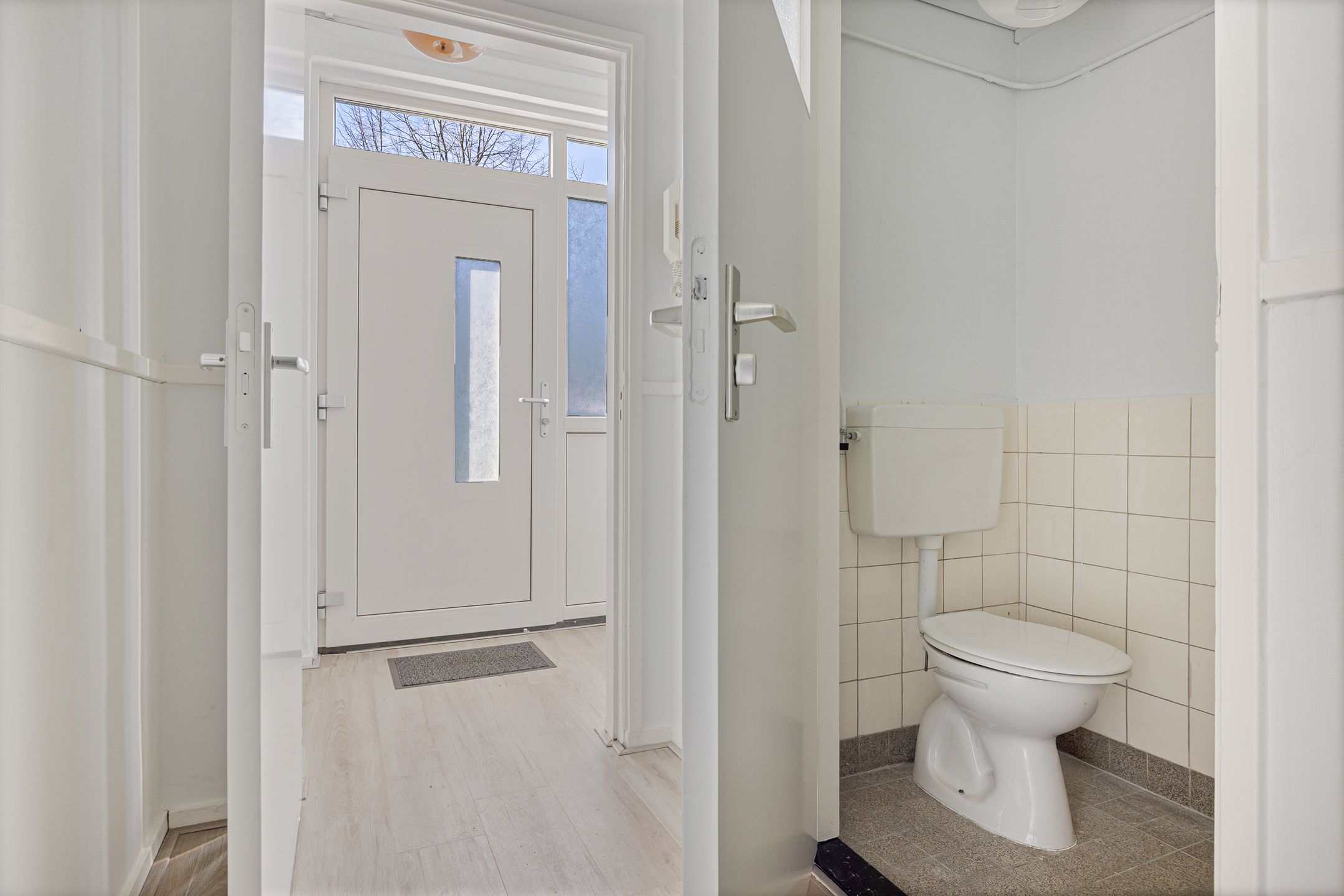 Photo 24 of Van Schendelstraat 56