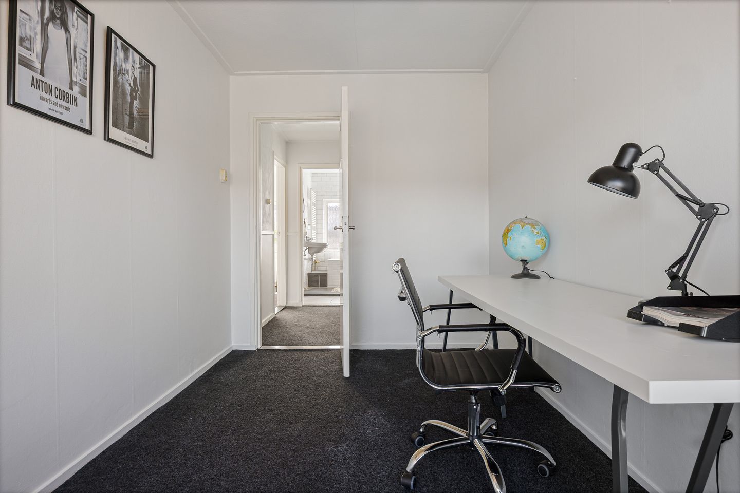 Photo 34 of Van Schendelstraat 56