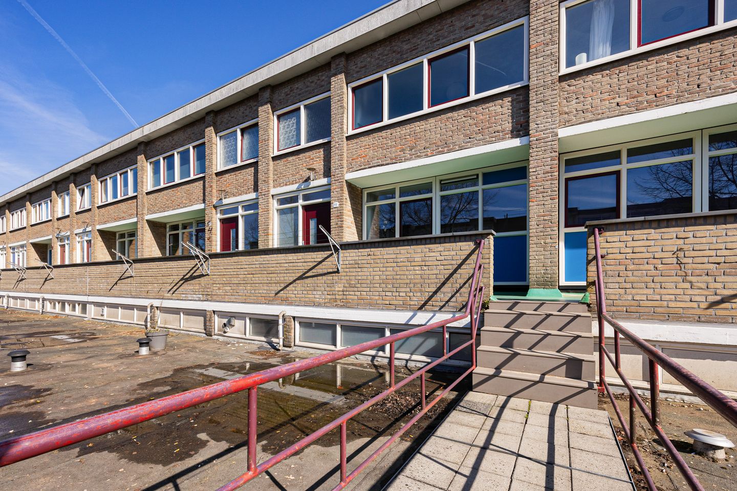 Photo 5 of Van Schendelstraat 56