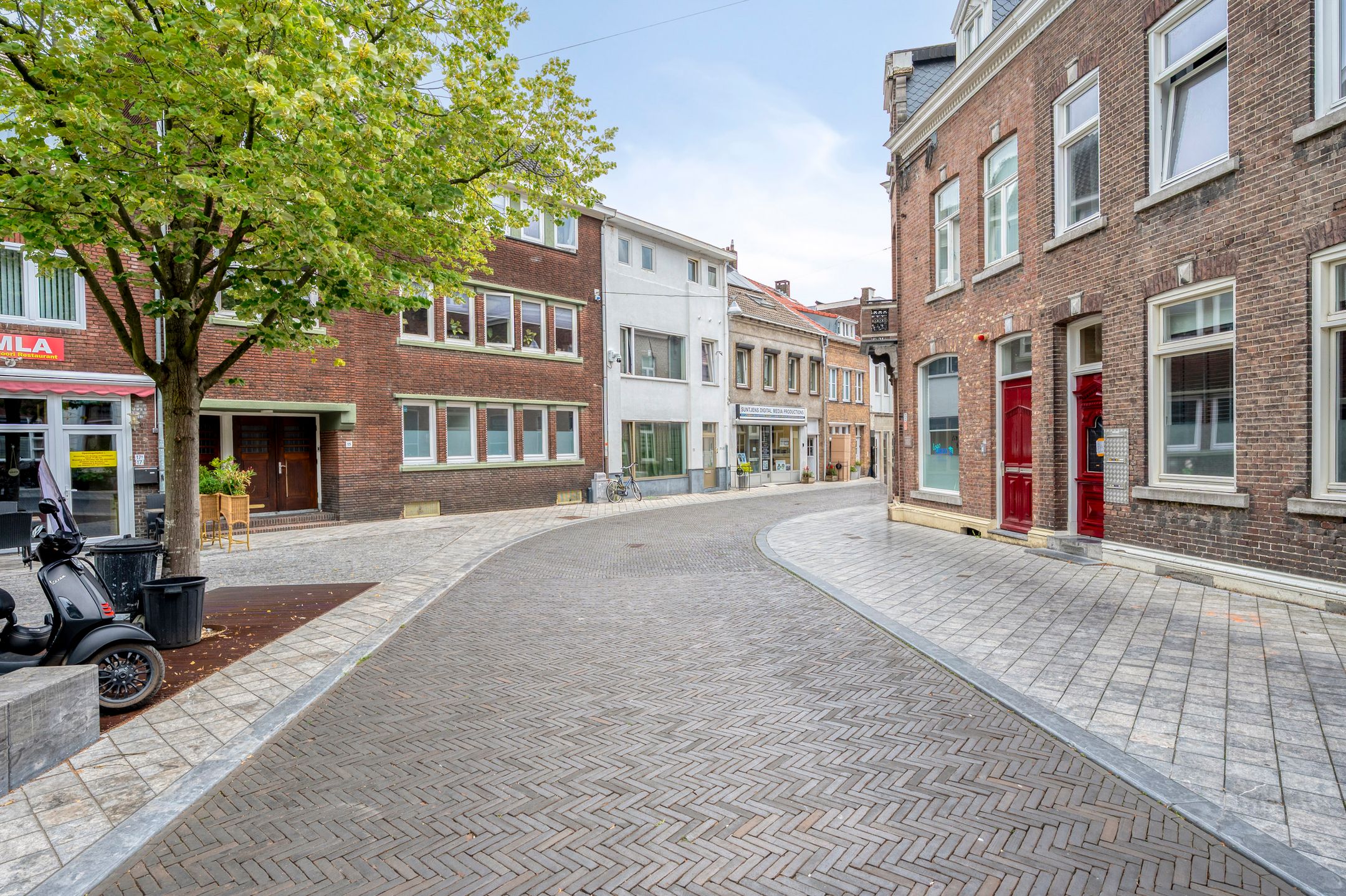 Photo 39 of Stationsstraat 15