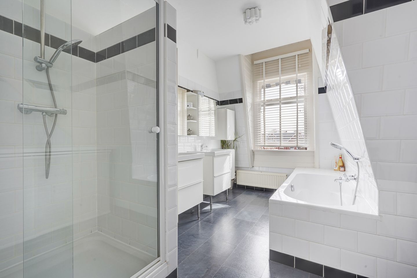 Foto 35 van Neptunusstraat 56